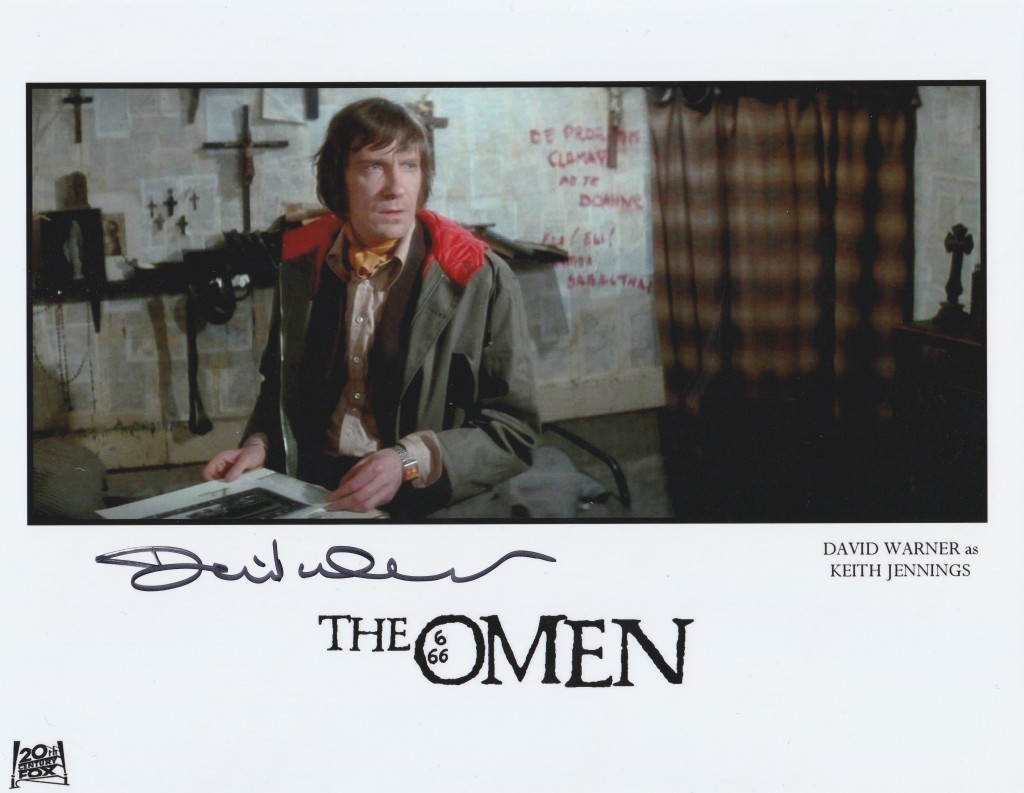 Warner , David : signed 8 x 10 color still from THE OMEN (1793) - Old  Gothic Horror